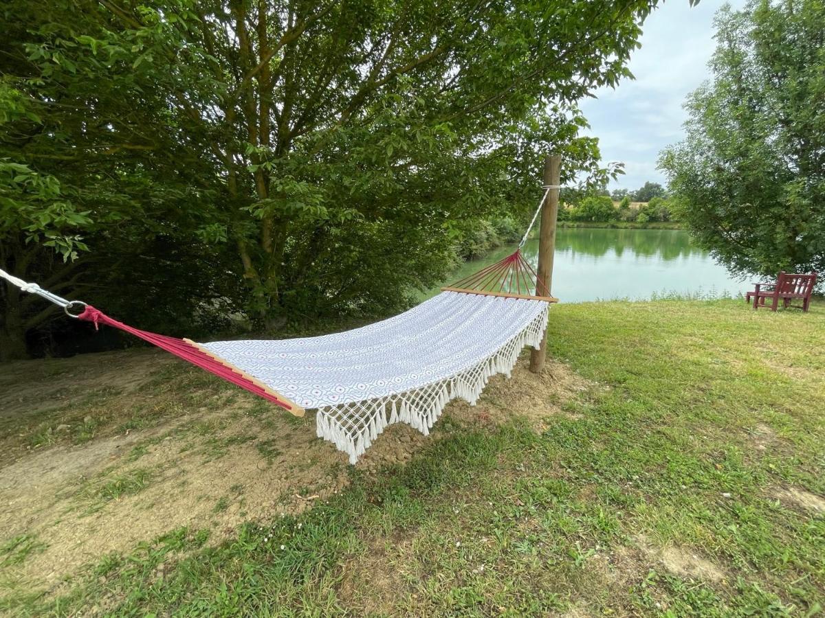 Domaine en castanet Bed and Breakfast Caraman Esterno foto