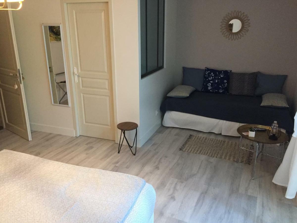 Domaine en castanet Bed and Breakfast Caraman Esterno foto