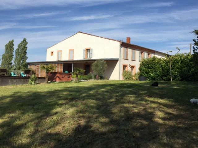 Domaine en castanet Bed and Breakfast Caraman Esterno foto