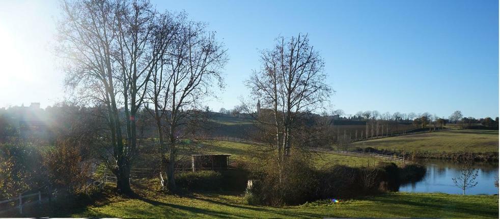 Domaine en castanet Bed and Breakfast Caraman Esterno foto